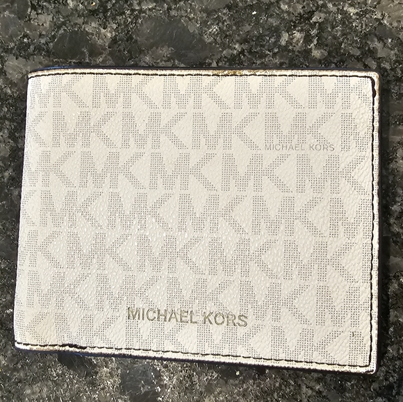 Michael Kors Other - Michael Kors Mens Bifold Signature Logo Wallet